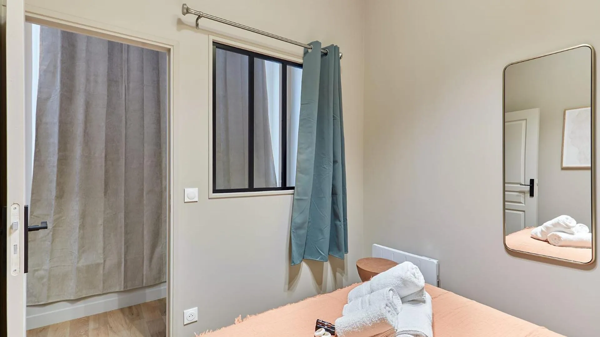 Apartamento Superb 2 Bedrooms Centrer Of By Prestige *