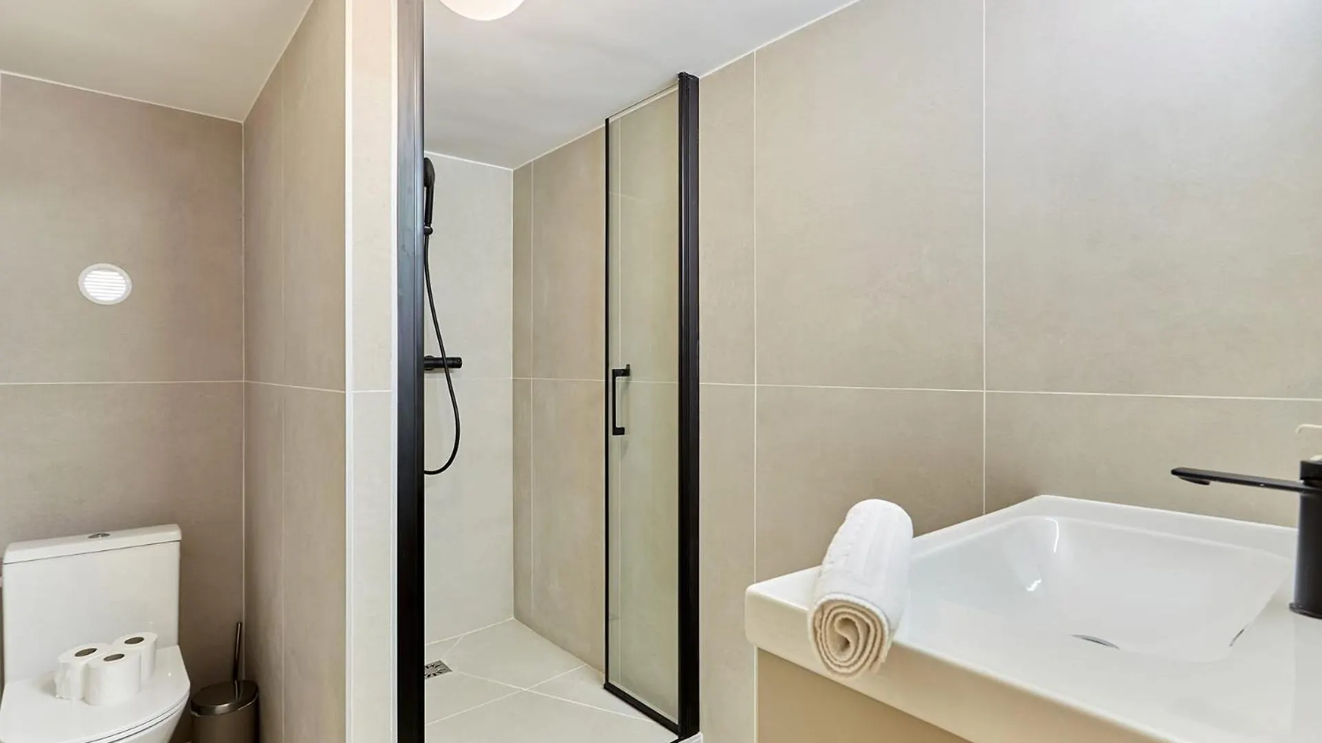 Apartamento Superb 2 Bedrooms Centrer Of By Prestige